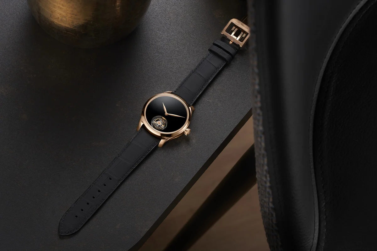 H. Moser & Cie Endeavour Tourbillon Concept Vantablack®