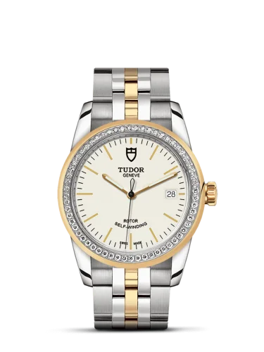 Tudor Glamour Date