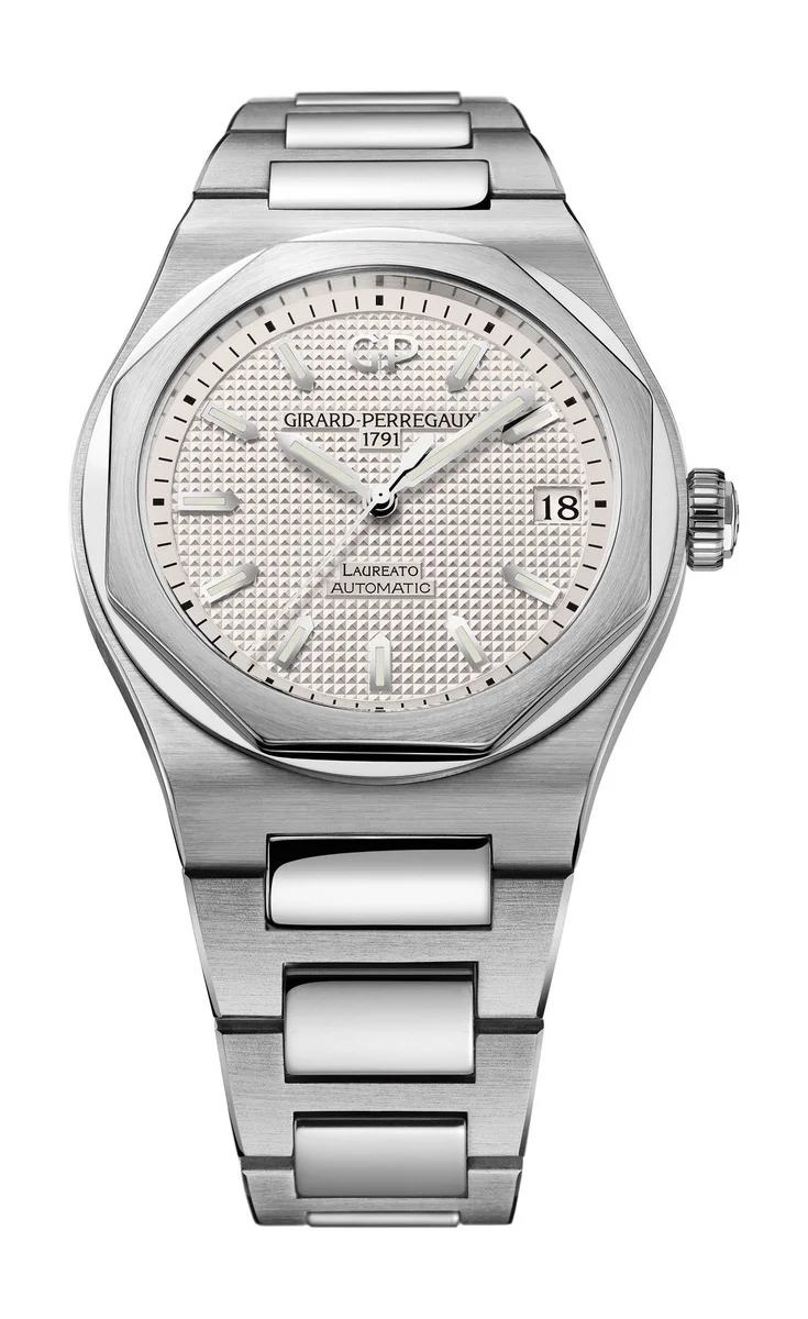 Laureato 42 mm