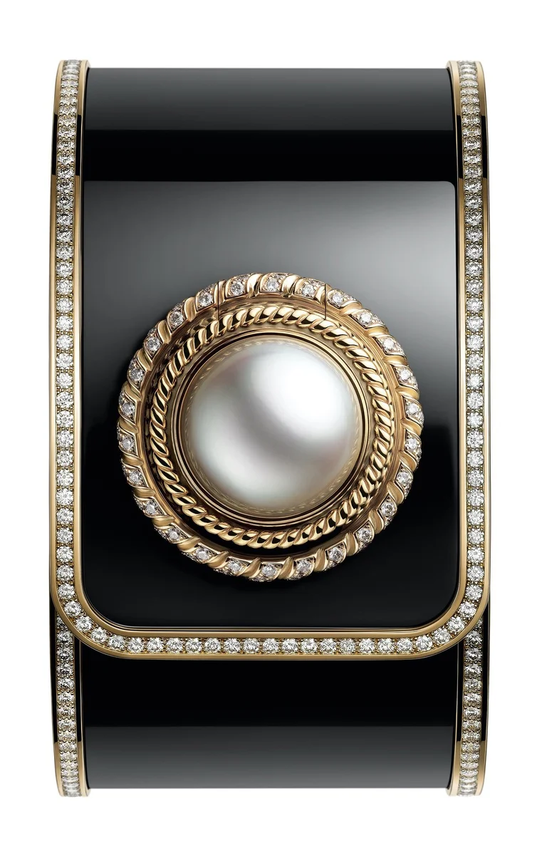 Mademoiselle Privé Bouton Ganse de Diamant