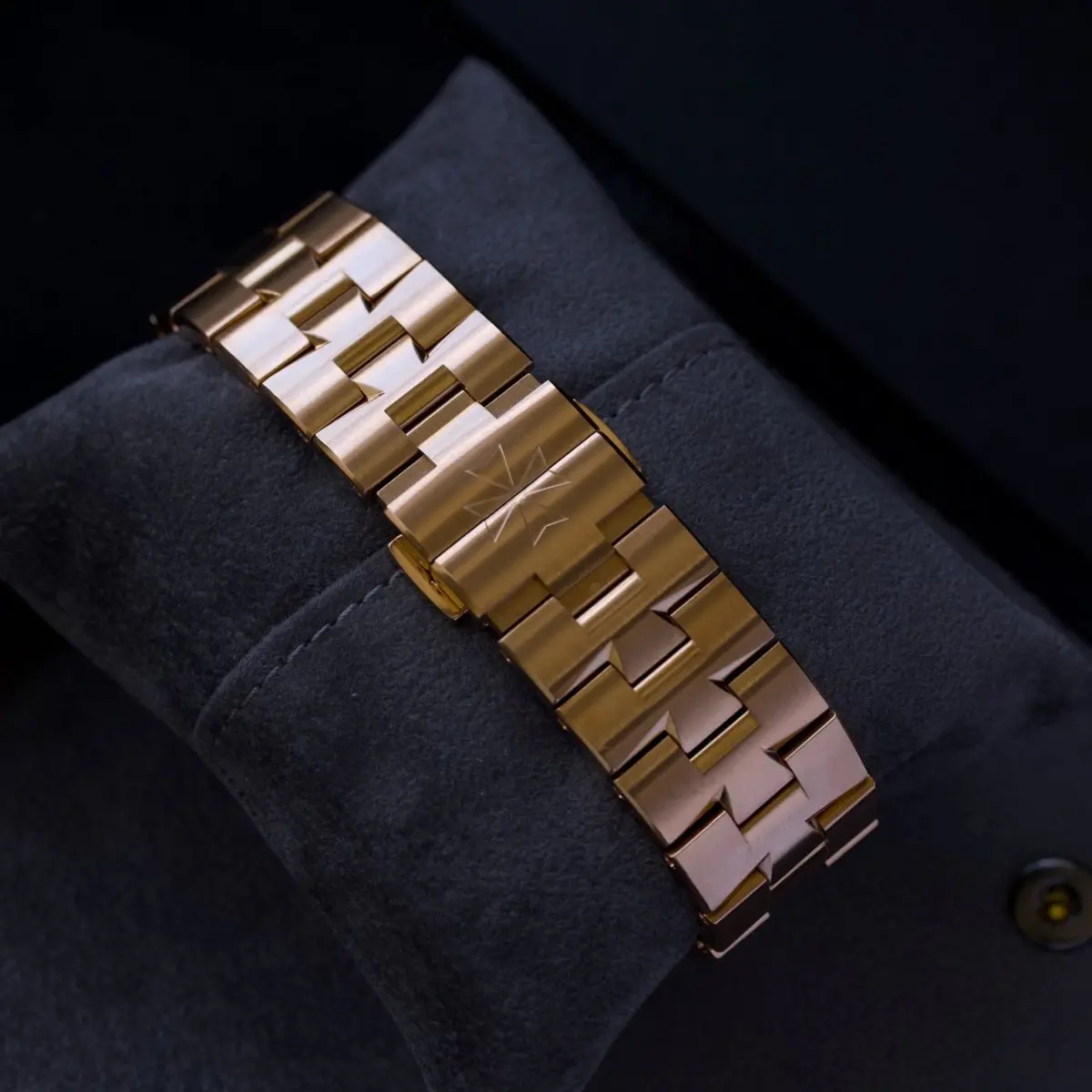 Vacheron Constantin Overseas Self-Winding