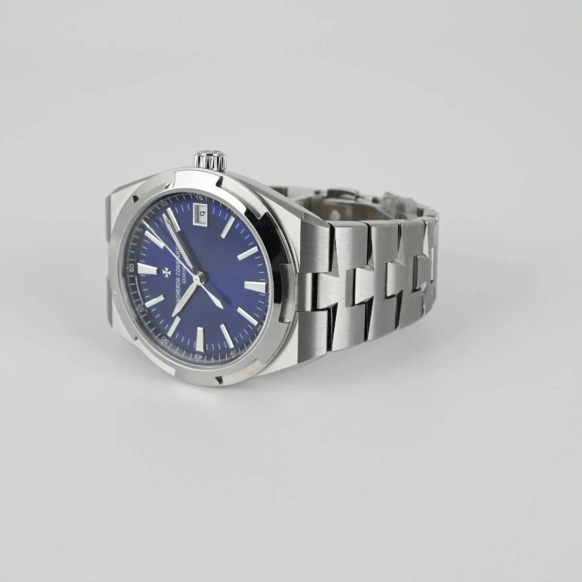 Vacheron Constantin Overseas