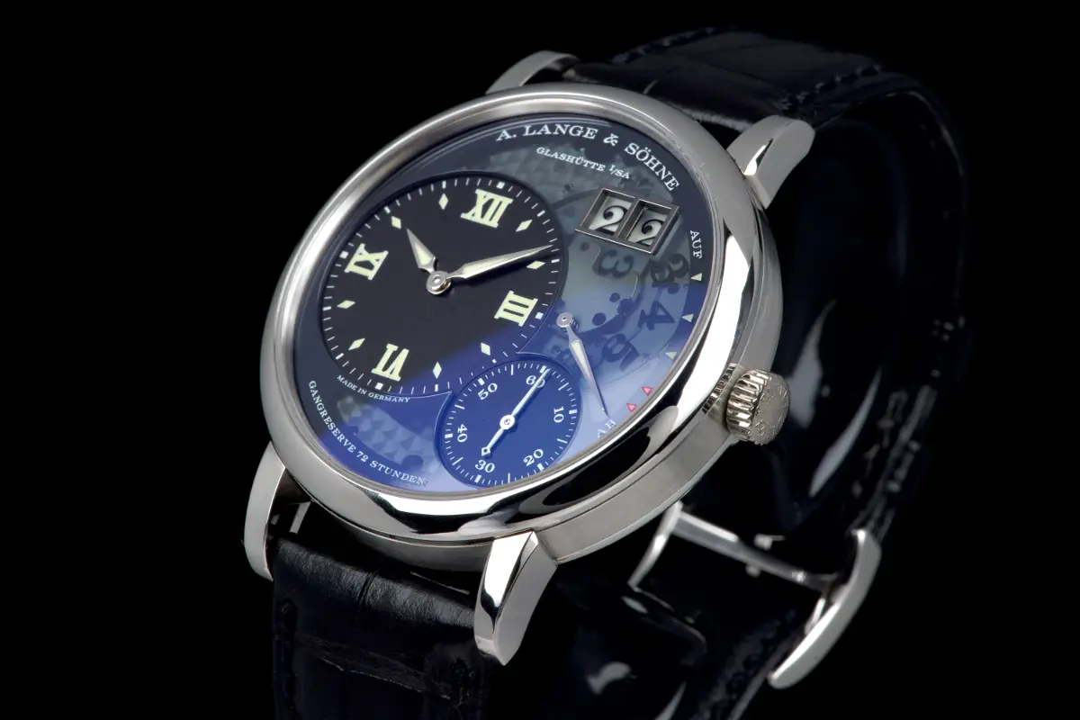 A. Lange und Söhne Lange 1 Lumen