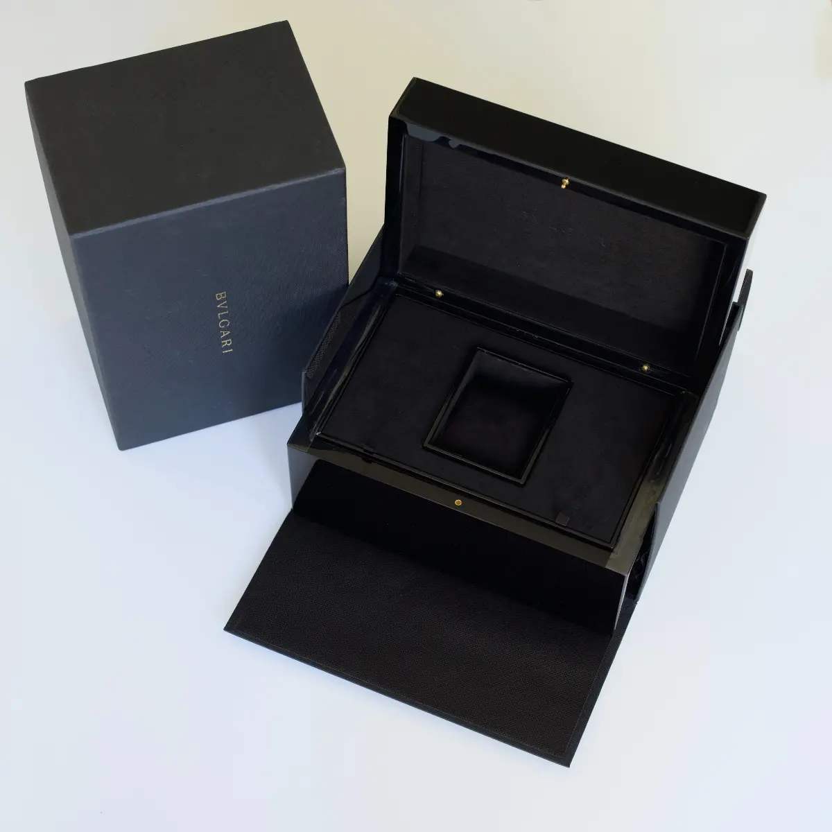 Bvlgari OCTO FINISSIMO UHR 40mm