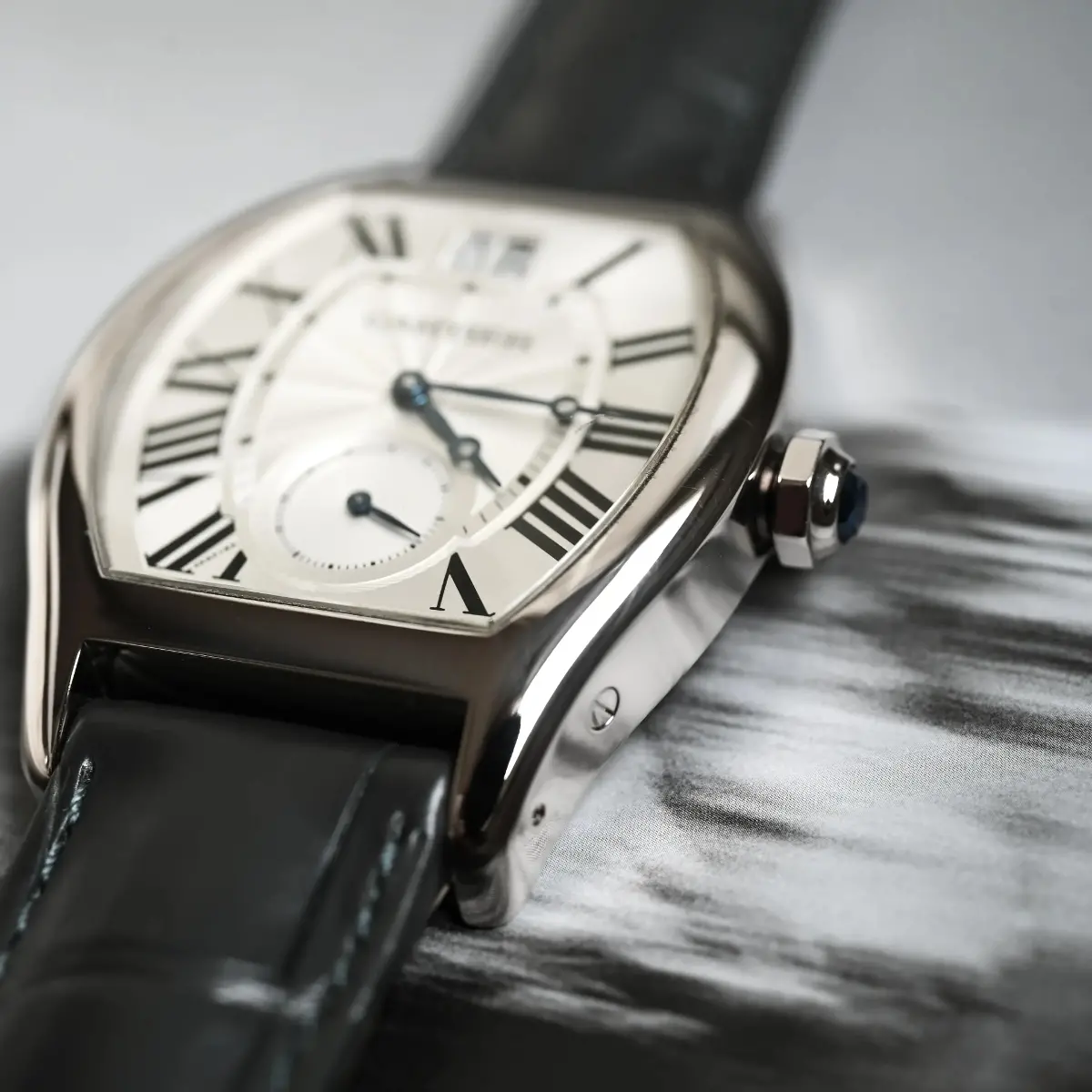 Cartier Tortue
