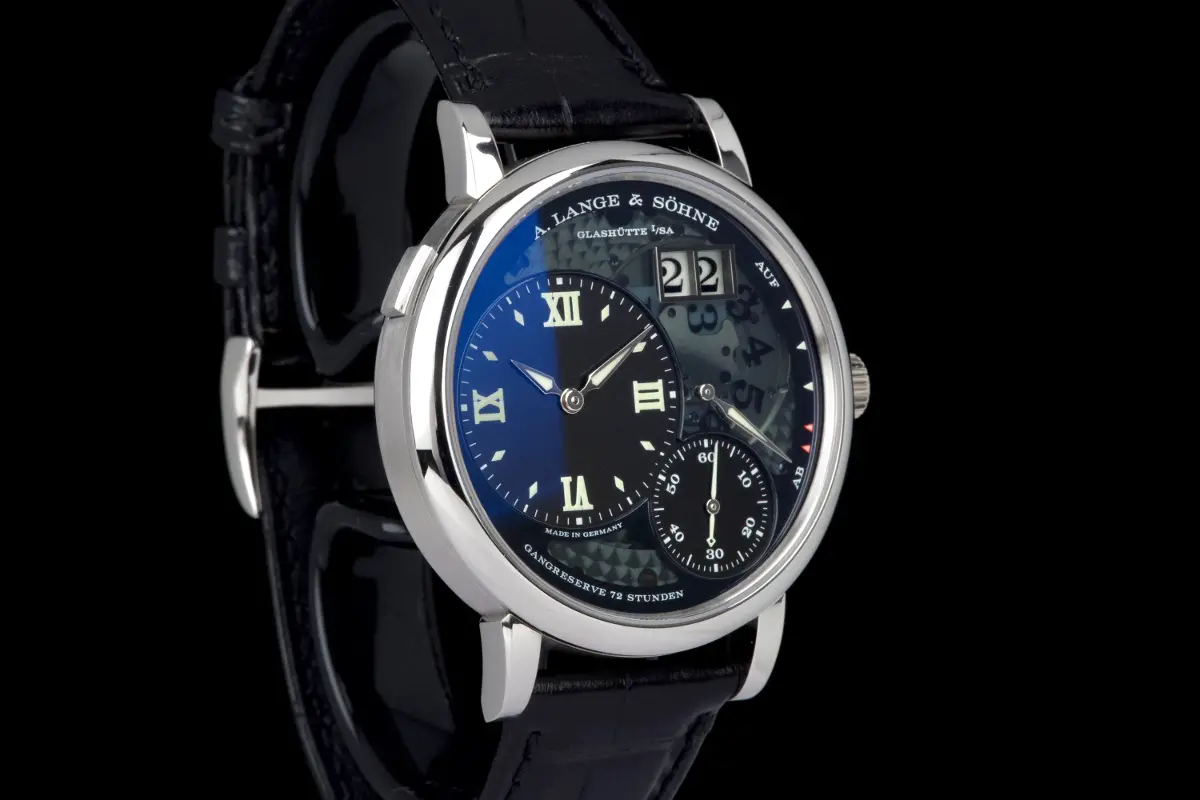 A. Lange und Söhne Lange 1 Lumen