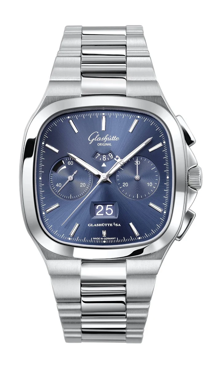 Seventies Chronograph Panorama Date