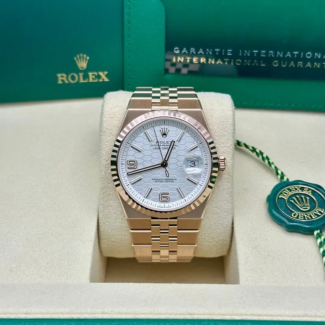 Rolex Land-Dweller 40