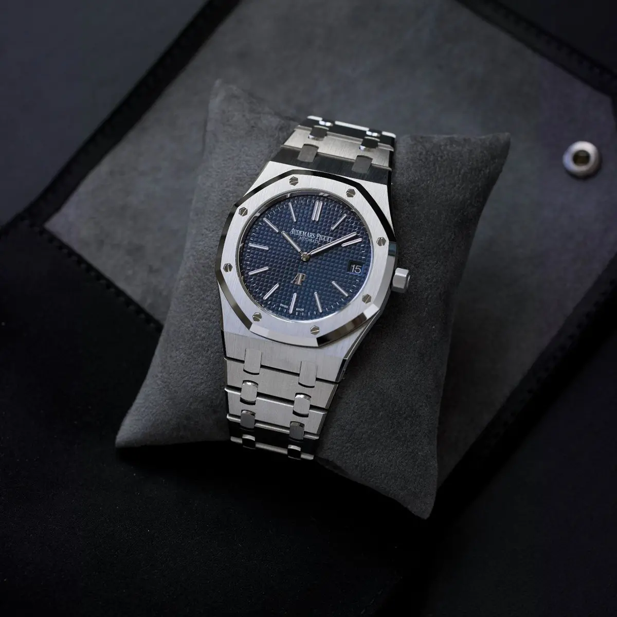 Audemars Piguet Royal Oak “Jumbo” Extra-Thin