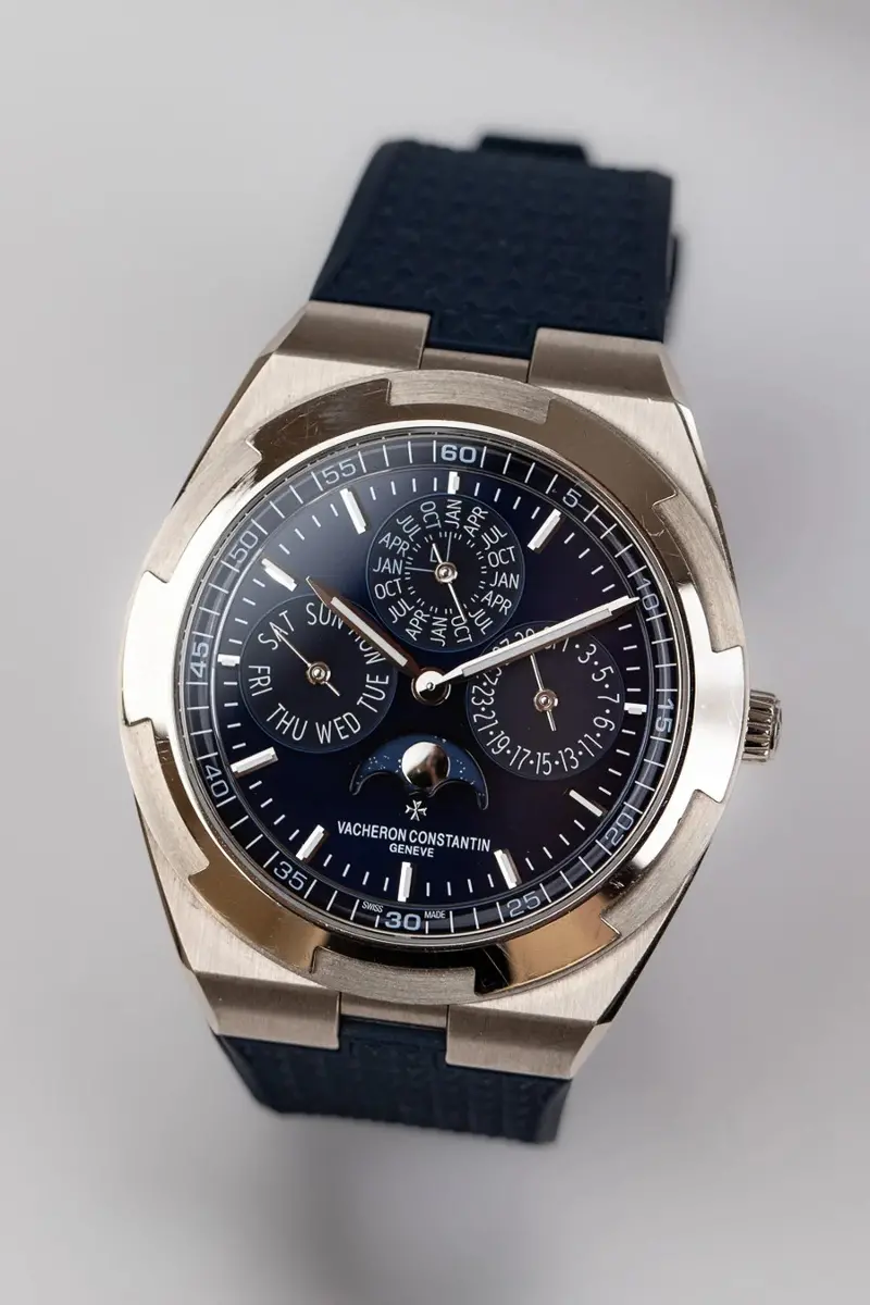 Overseas Perpetual Calendar Ultra-Thin