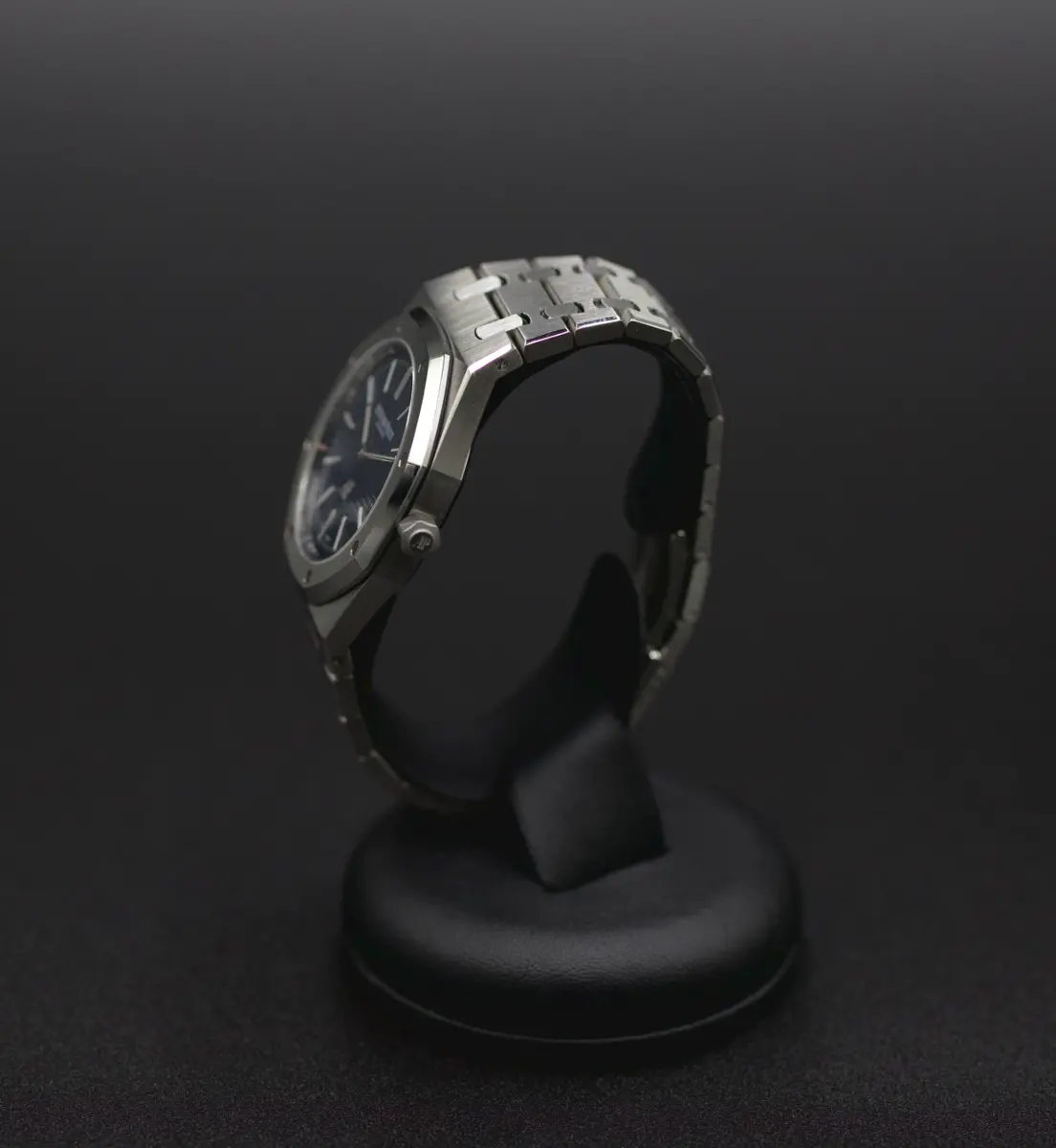 Audemars Piguet Royal Oak “Jumbo” Extra-Thin