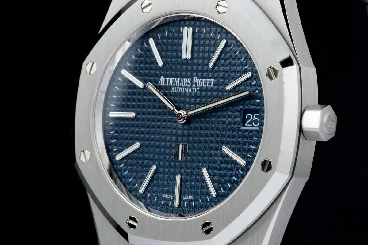 Audemars Piguet Royal Oak “Jumbo” Extra-Thin