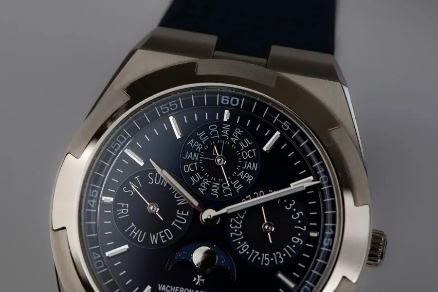 Vacheron Constantin Overseas Perpetual Calendar Ultra-Thin