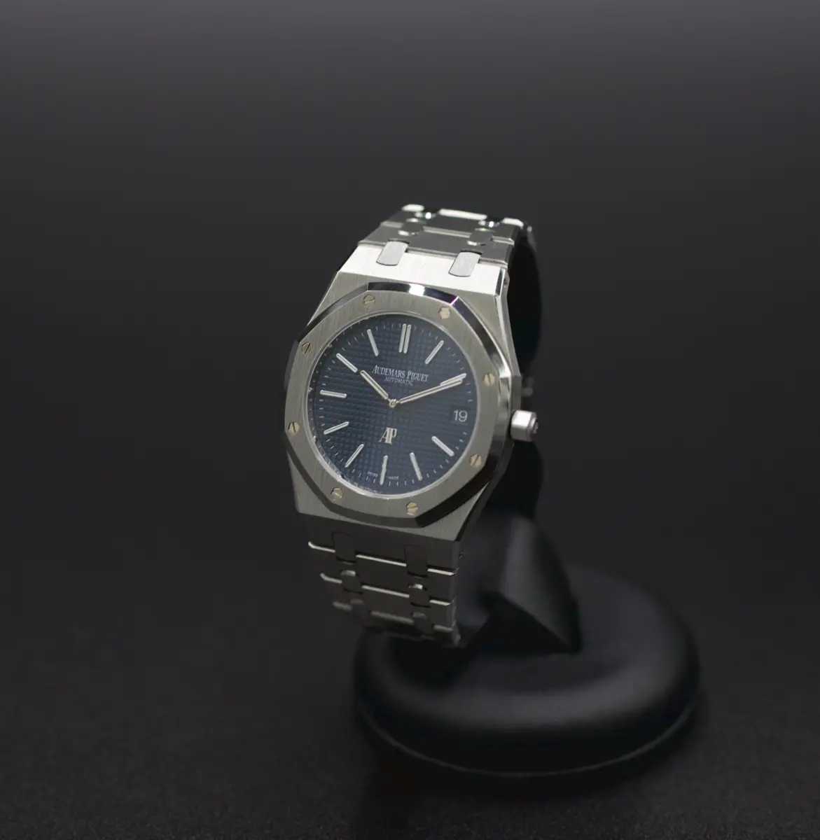 Audemars Piguet Royal Oak “Jumbo” Extra-Thin