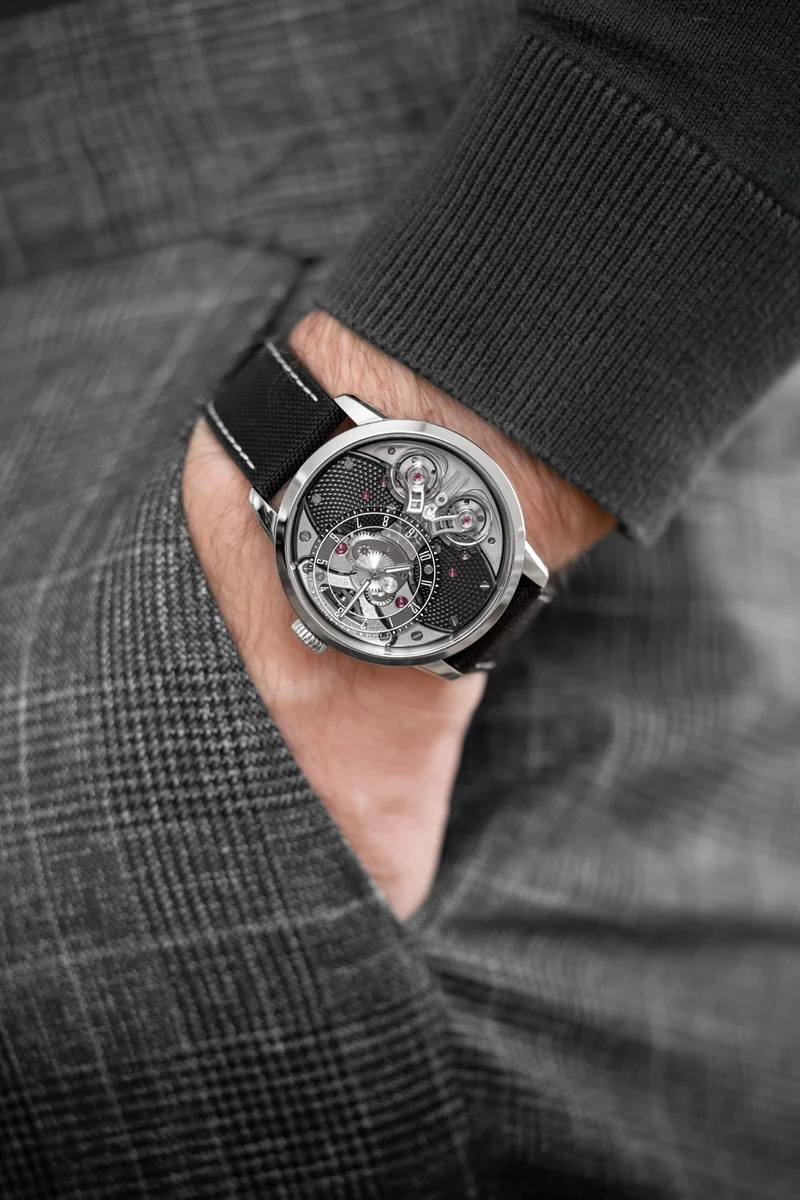 Armin Strom Pure Resonance Ultimate Sapphire