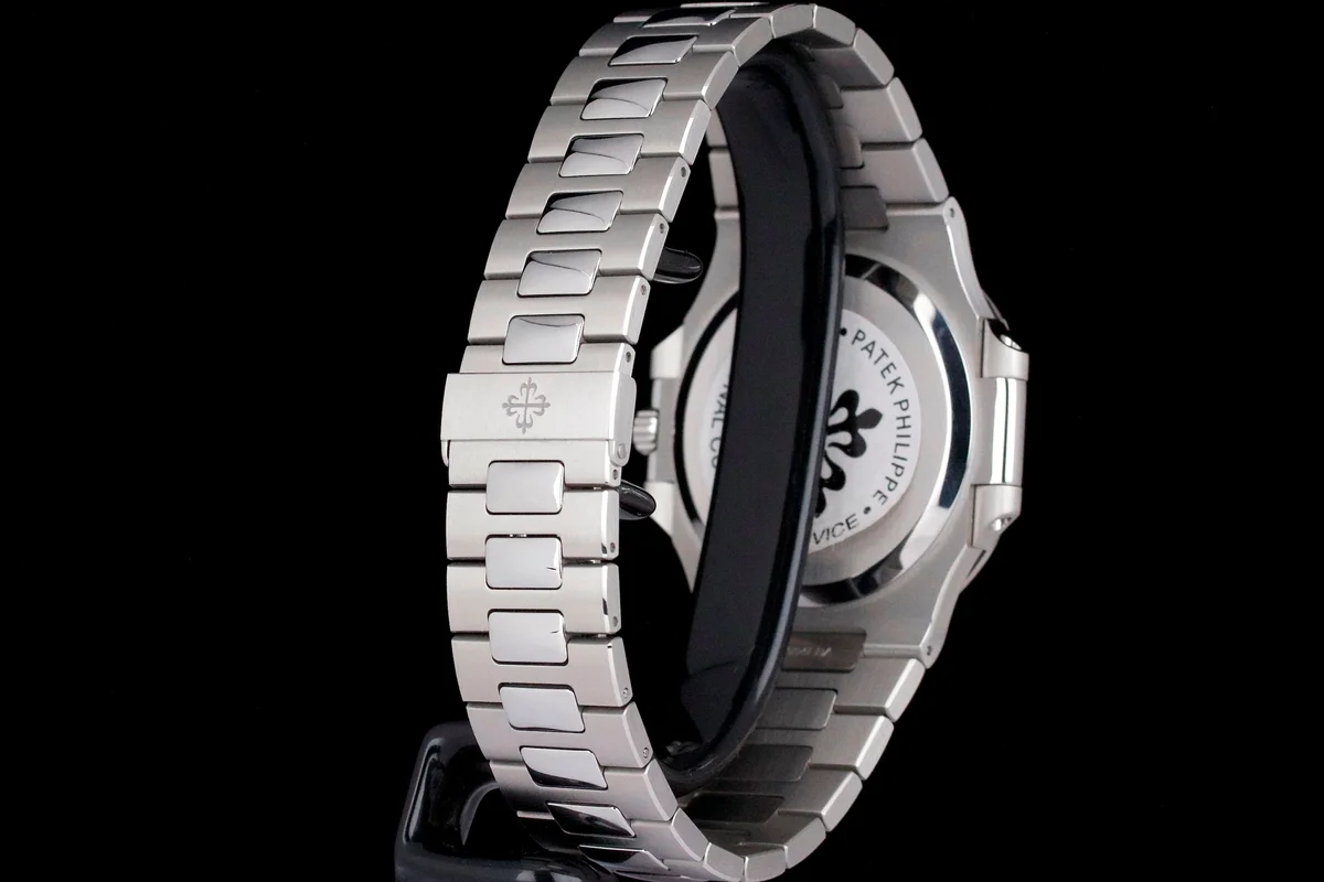 Patek Philippe Nautilus "jumbo"
