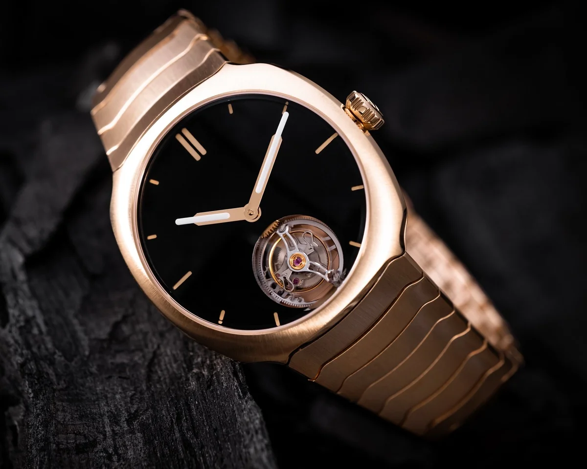 H. Moser & Cie Streamliner Tourbillon Vantablack®