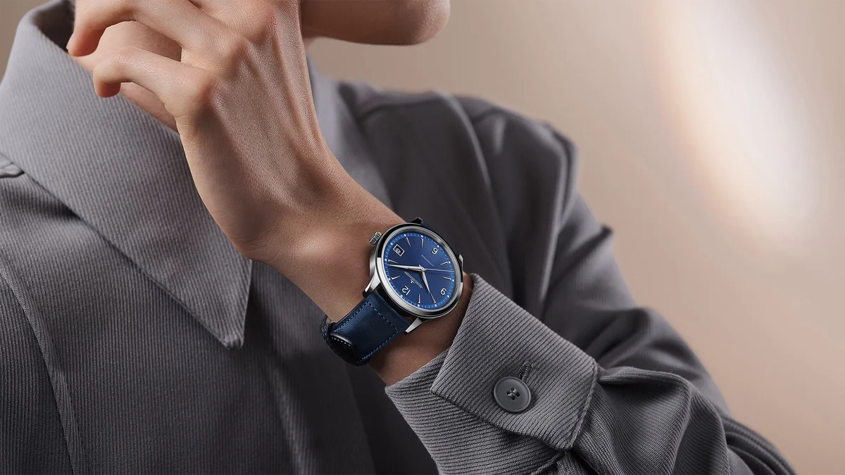 Jaeger-LeCoultre Master Control Date