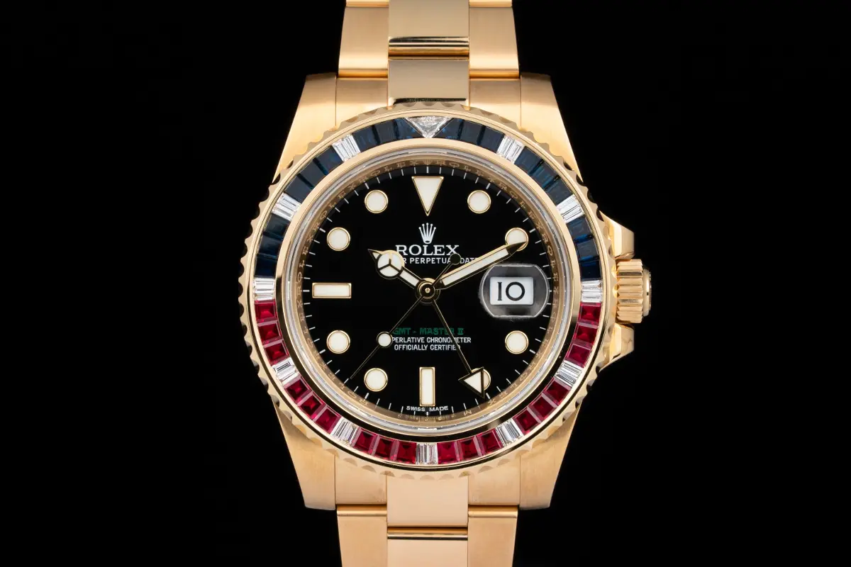 GMT-Master 2 Sapphire Ruby