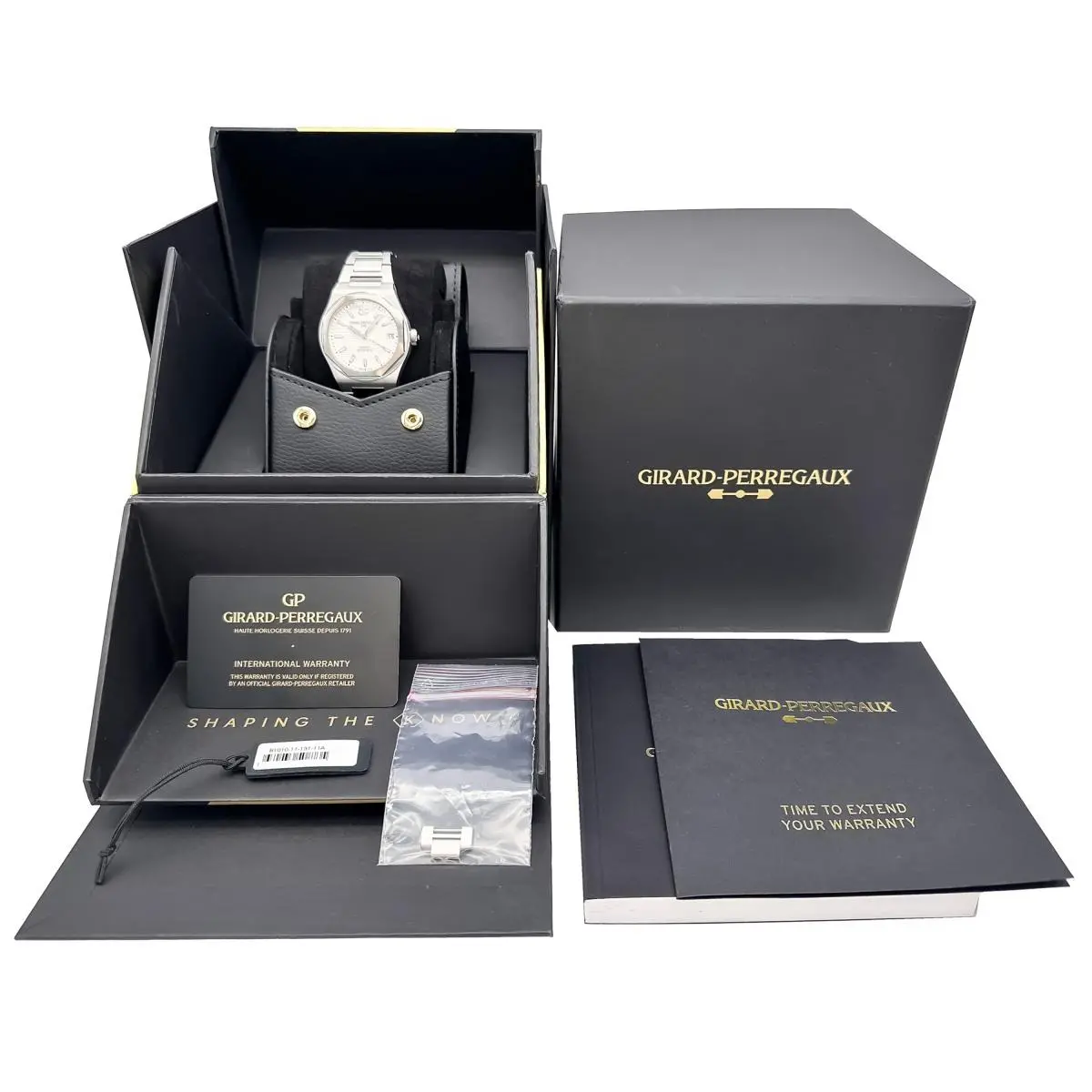 Girard-Perregaux Laureato 42 mm