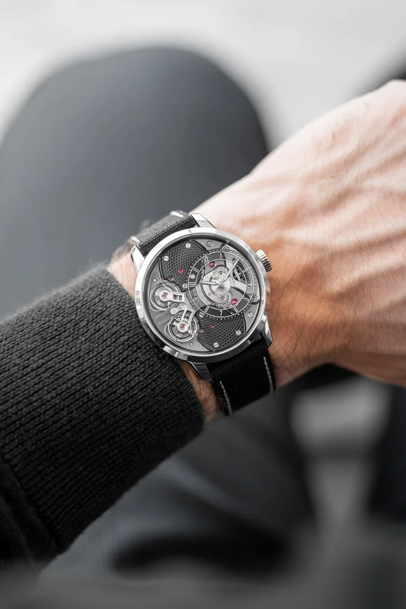 Armin Strom Pure Resonance Ultimate Sapphire