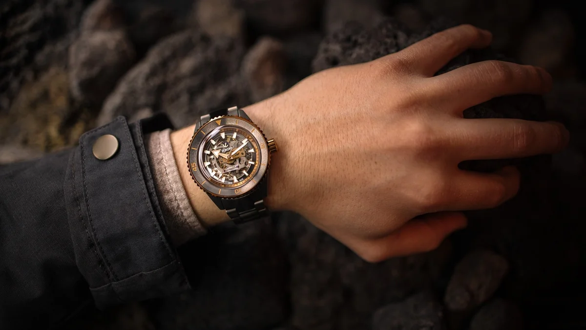 Rado Captain Cook High-Tech Ceramic Skeleton