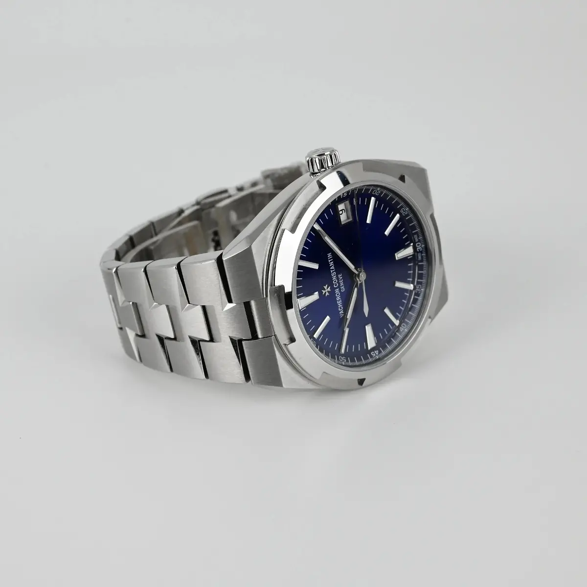 Vacheron Constantin Overseas