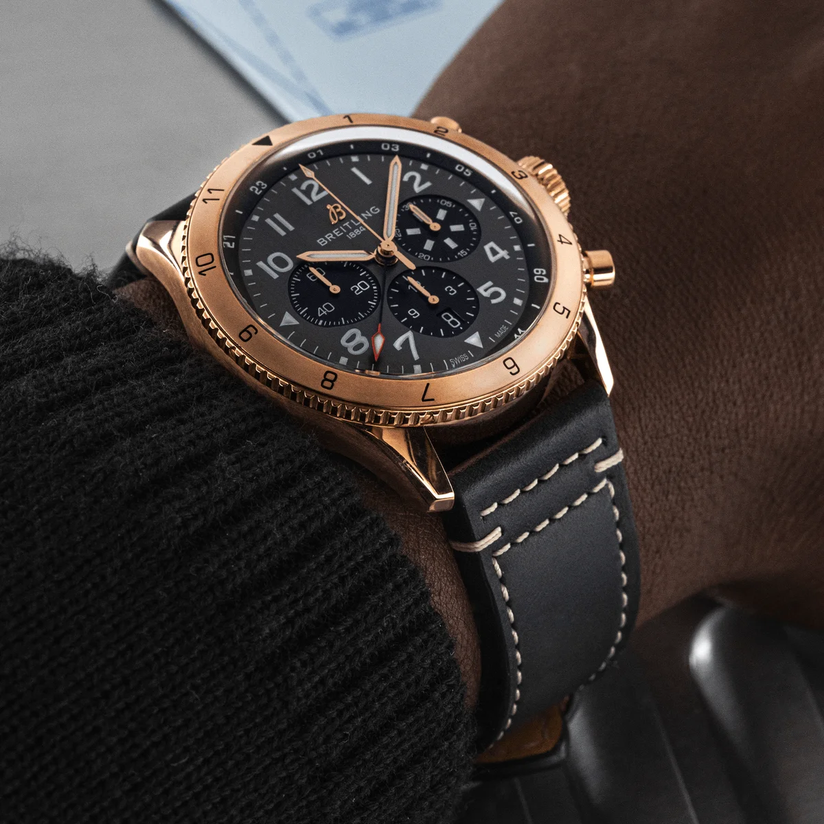 Breitling Classic AVI Super AVI B04 Chronograph GMT 46 P-51 Mustang