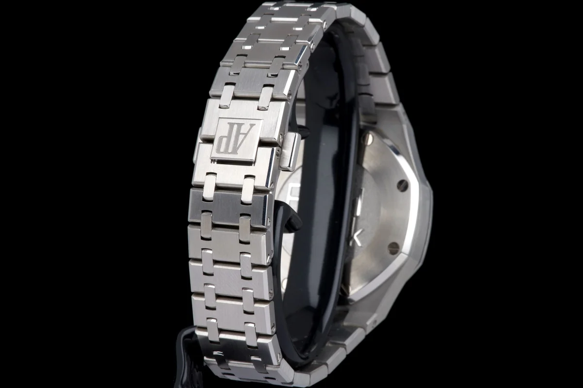 Audemars Piguet Royal Oak Offshore Selfwinding Chronograph