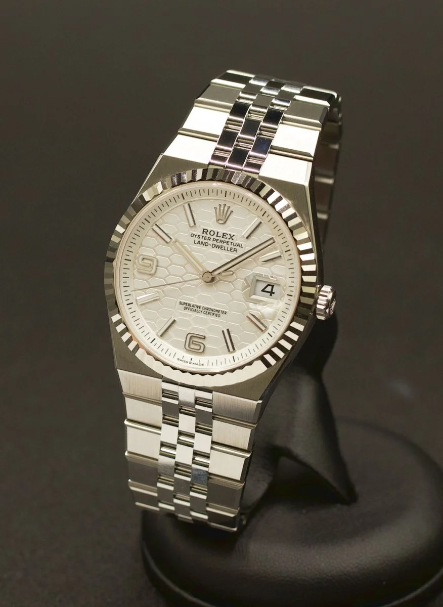 Rolex Land-Dweller 40