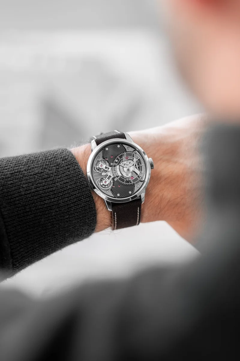 Armin Strom Pure Resonance Ultimate Sapphire