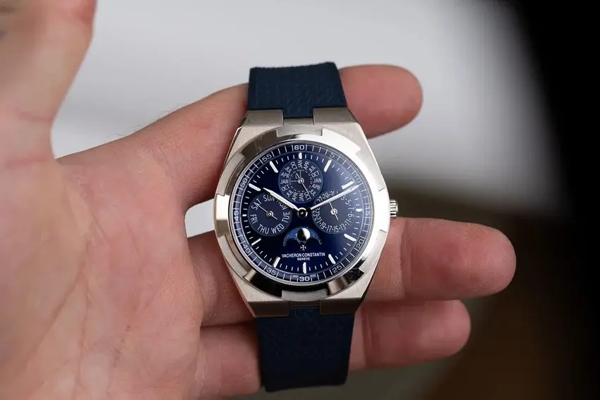 Vacheron Constantin Overseas Perpetual Calendar Ultra-Thin