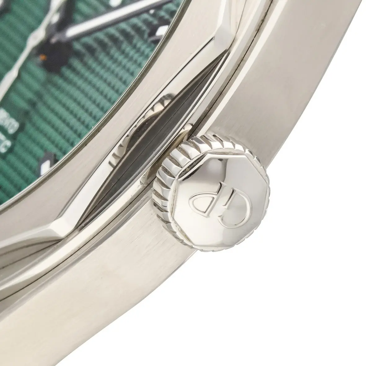 Girard-Perregaux Laureato 42mm Green