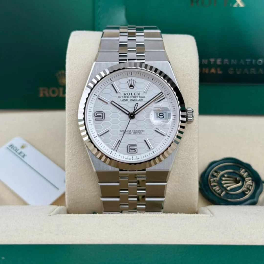 Rolex Land-Dweller 40
