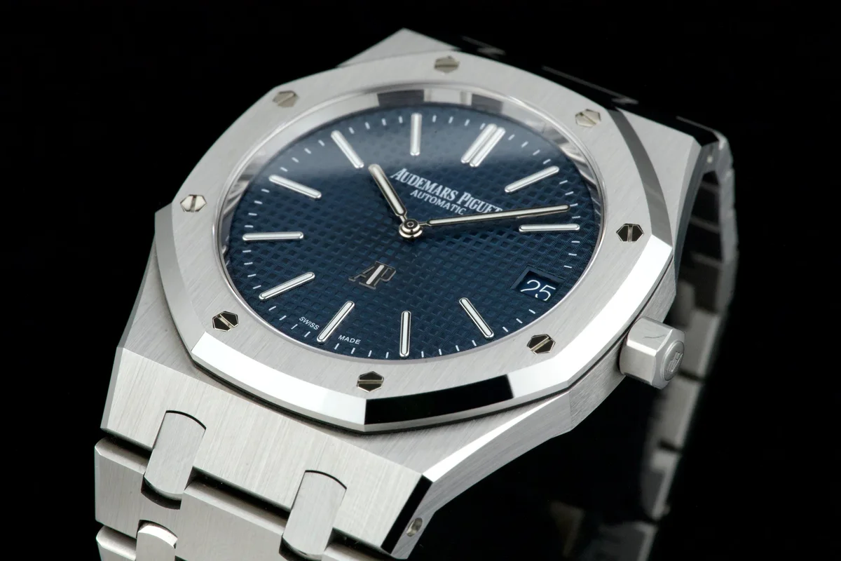 Audemars Piguet Royal Oak “Jumbo” Extra-Thin