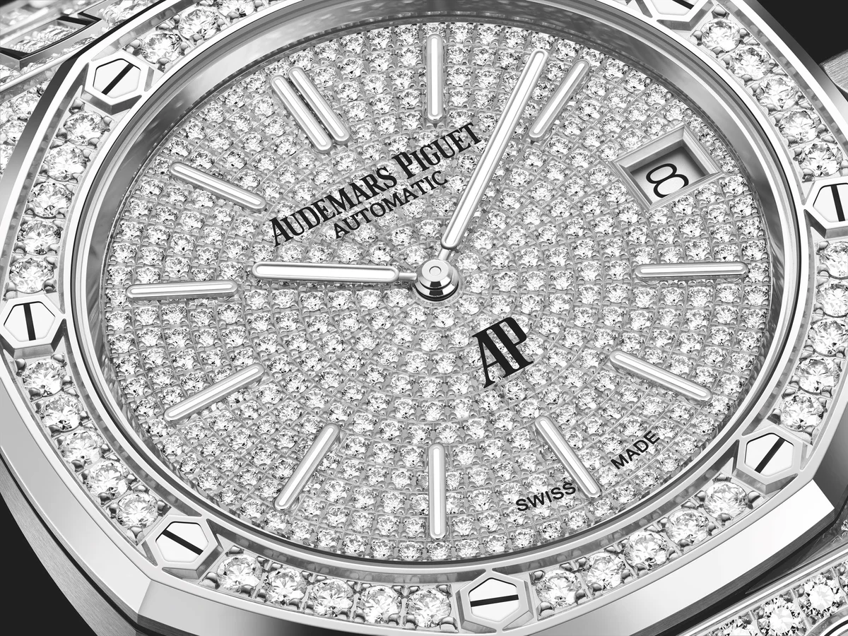 Audemars Piguet Royal Oak “Jumbo” Extra-Thin
