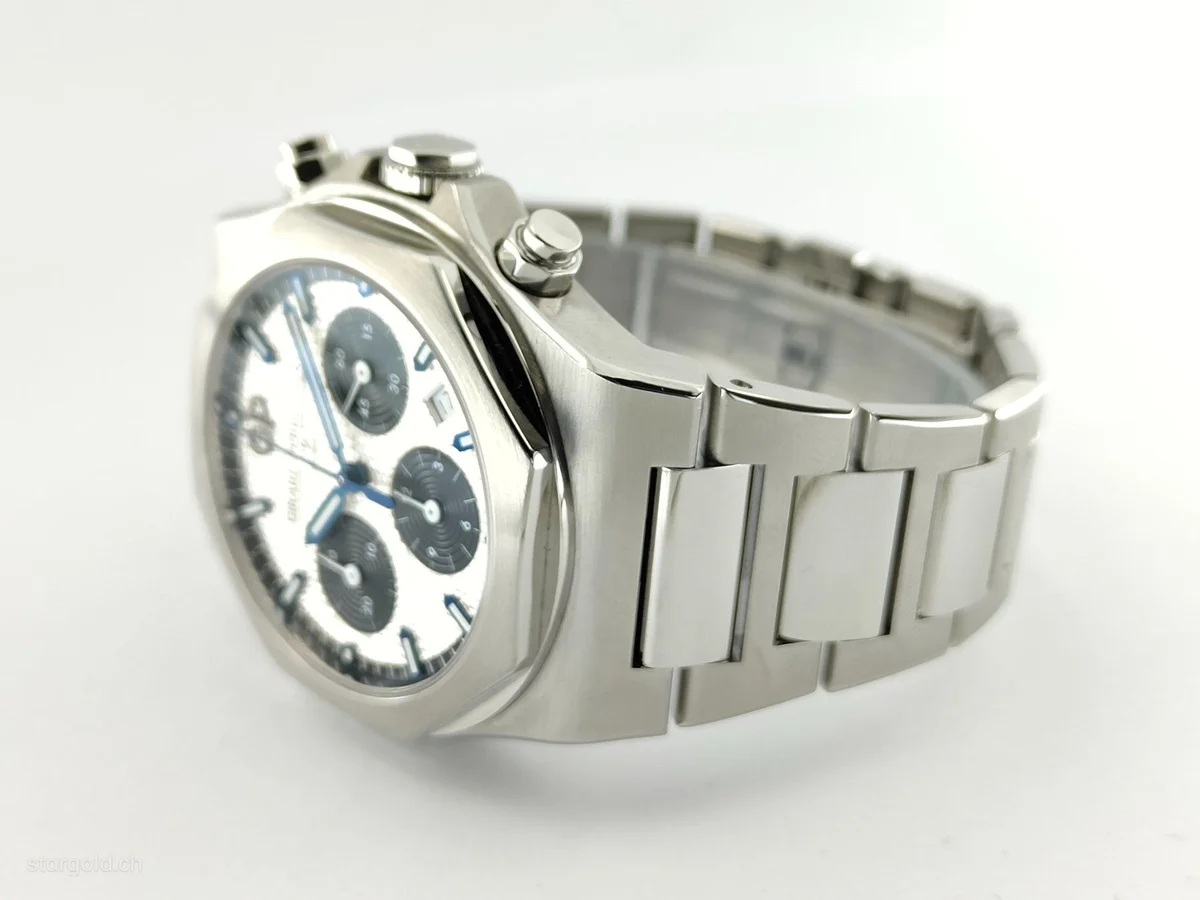 Girard-Perregaux Laureato Chronograph 42 mm
