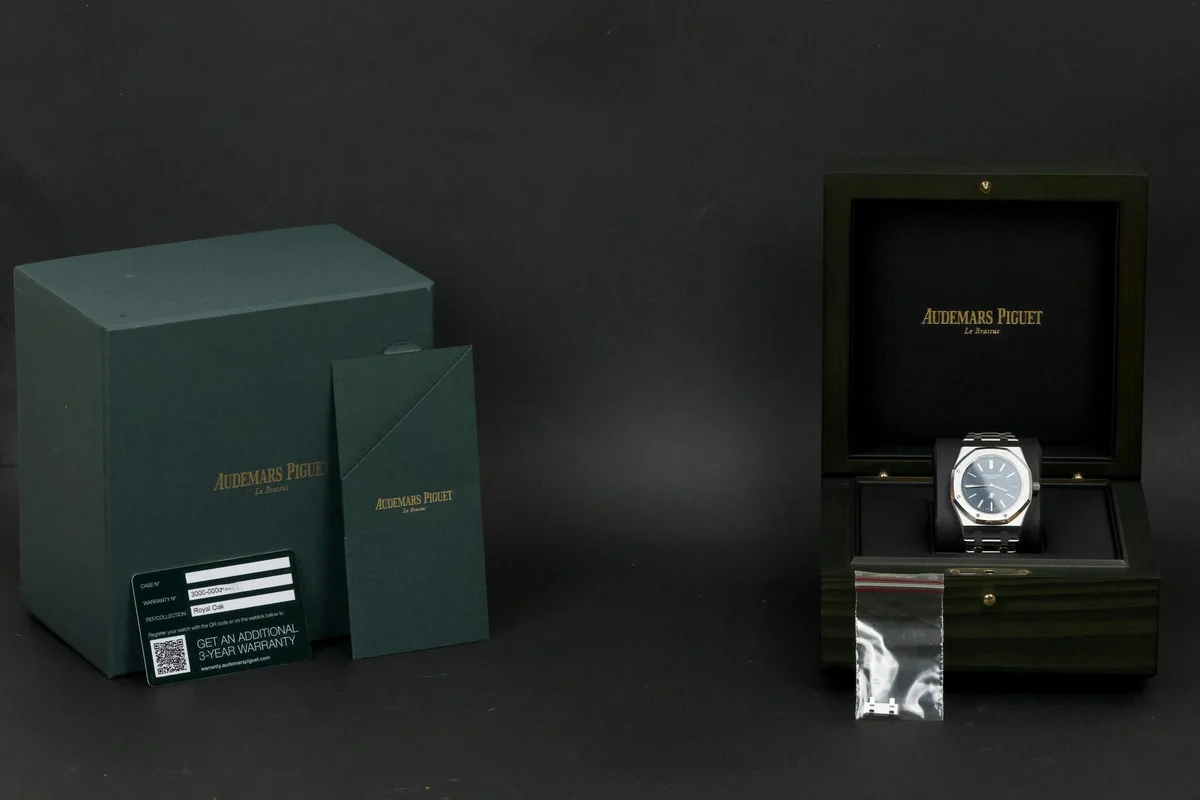Audemars Piguet Royal Oak “Jumbo” Extra-Thin