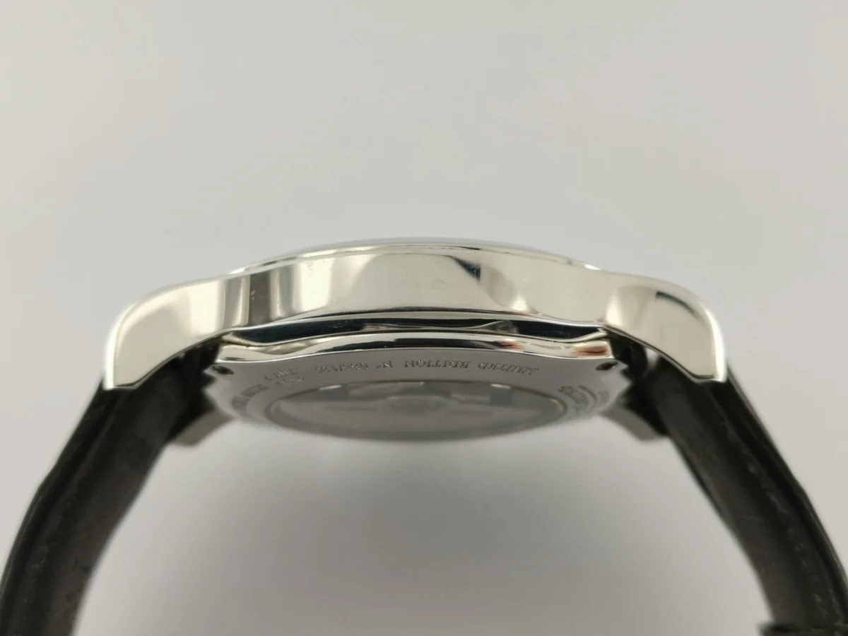 Jaeger-LeCoultre Master Compressor limited edition