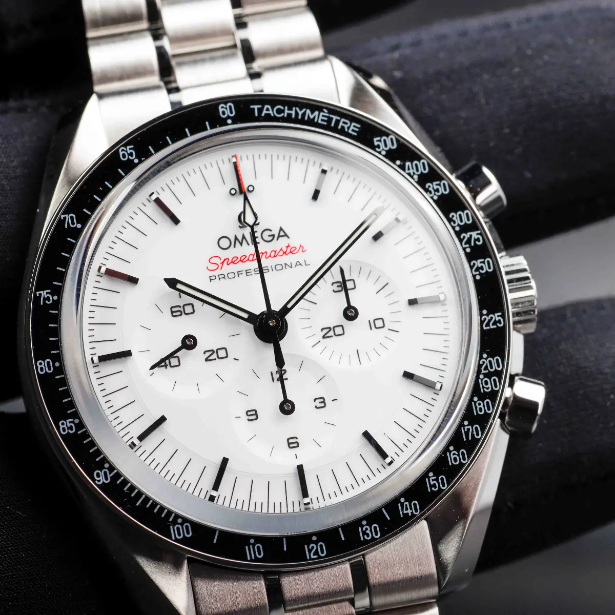 Omega Speedmaster Moonwatch