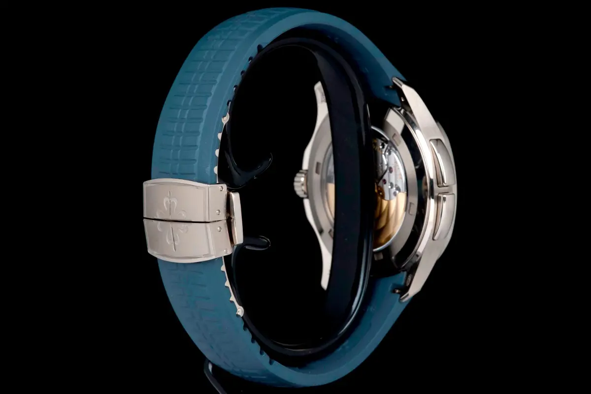 Patek Philippe Aquanaut Travel Time